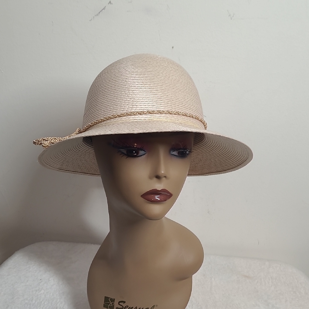 Elegant Cream Sun Hat with Gold Accent